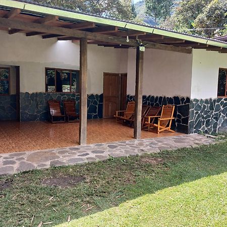Lia B&B Lucmabamba Sahuayaco Kültér fotó